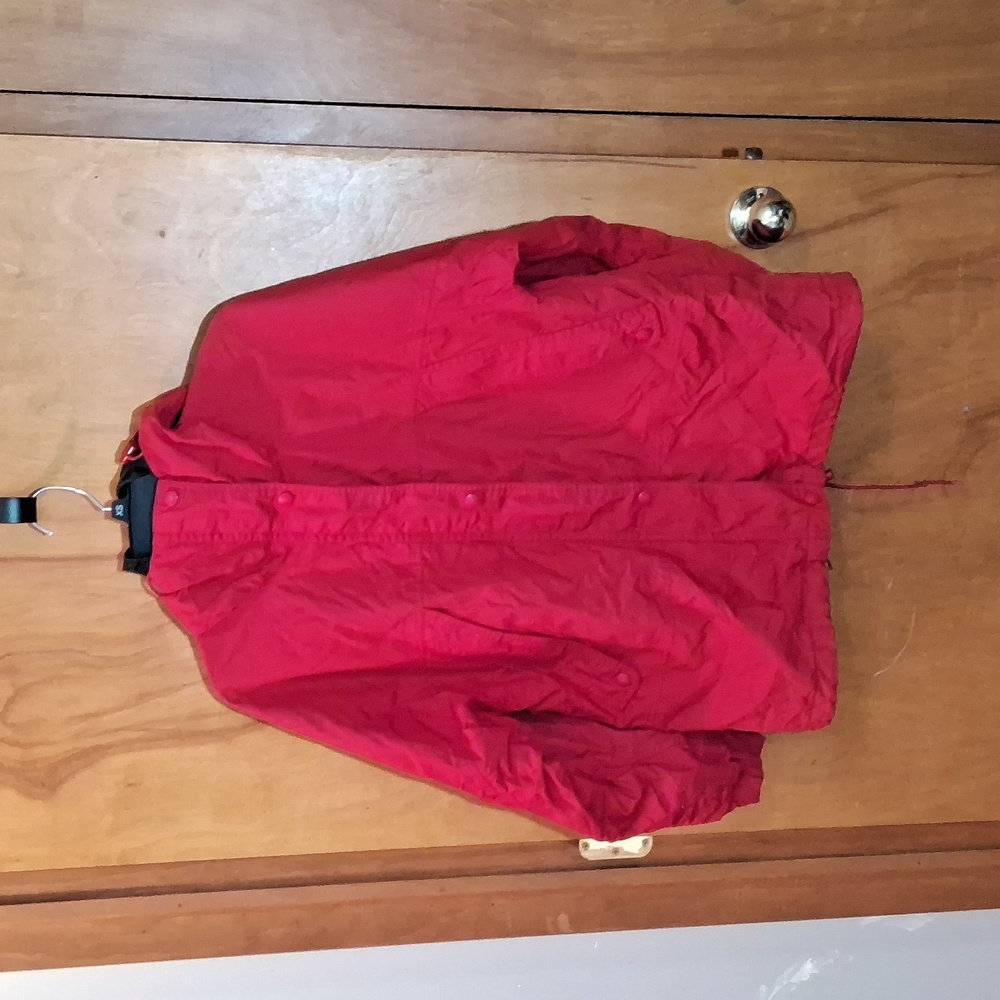 Eddie Bauer Gore-Tex woman's size small red light weight hooded jacket coat